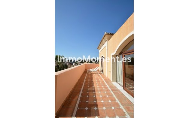 Wiederverkauf - Villa - Marbella - Nueva Andalucía