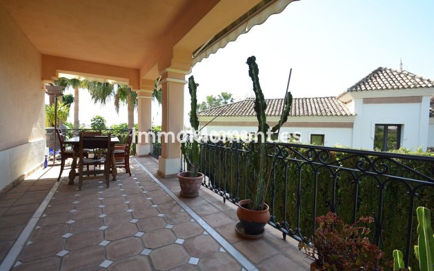 Wiederverkauf - Villa - Marbella - Nueva Andalucía