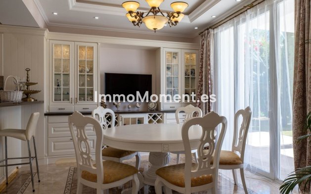 Wiederverkauf - Villa - Marbella - El Rosario