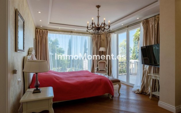 Wiederverkauf - Villa - Marbella - El Rosario