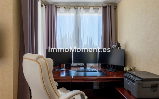 Wiederverkauf - Villa - Marbella - El Rosario