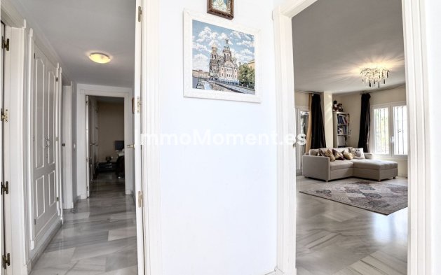 Wiederverkauf - Wohnung - Marbella - Nueva Andalucía