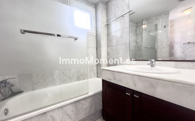 Wiederverkauf - Wohnung - Marbella - Nueva Andalucía