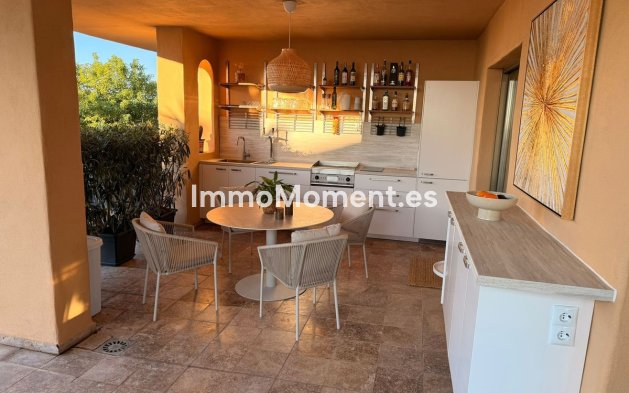 Resale - Apartment - El Paraiso - New Golden Mile