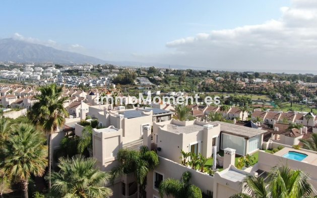 Resale - Apartment - El Paraiso - New Golden Mile