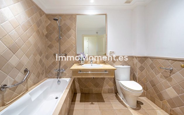 Resale - Apartment - El Paraiso - New Golden Mile