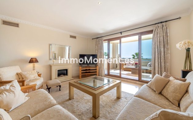 Resale - Apartment - El Paraiso - New Golden Mile