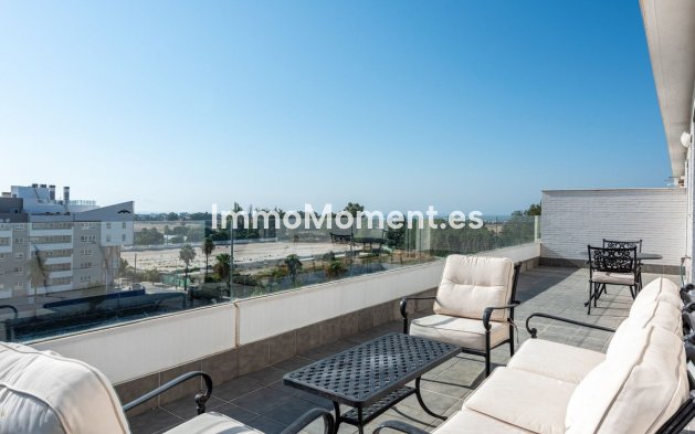 Revente - Appartement - Marbella - Nueva Andalucía