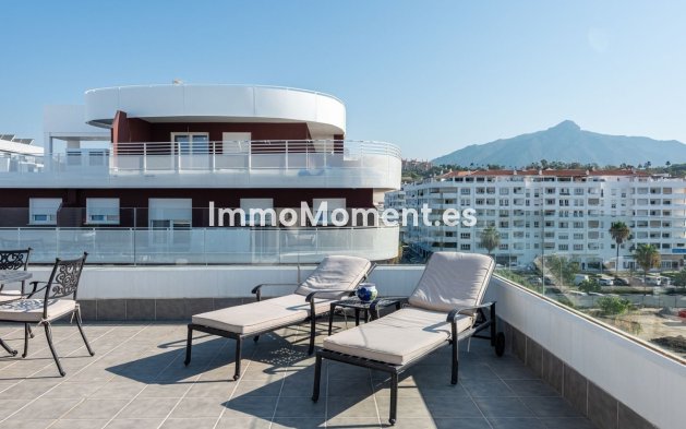 Revente - Appartement - Marbella - Nueva Andalucía