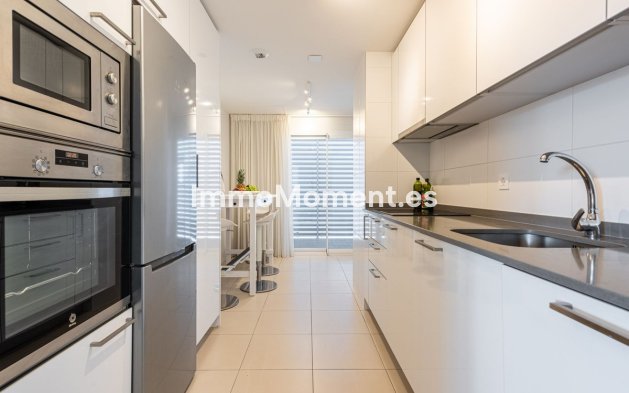 Revente - Appartement - Marbella - Nueva Andalucía