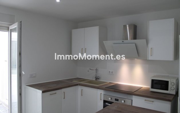 Wiederverkauf - Wohnung -   Inländisch - Alhaurín el Grande Centro