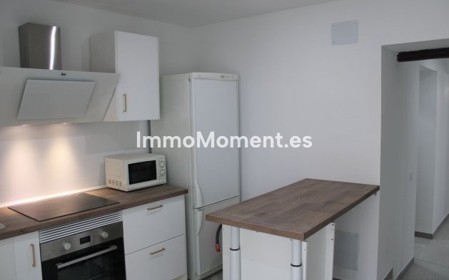 Wiederverkauf - Wohnung -   Inländisch - Alhaurín el Grande Centro