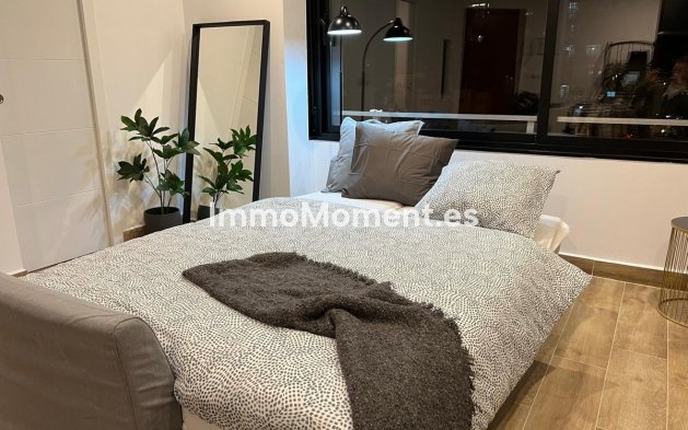 Resale - Apartment - Torremolinos