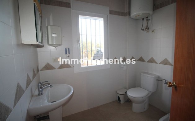 Reventa - Terreno - Interior  - Alora