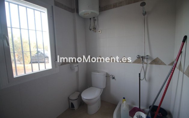Reventa - Terreno - Interior  - Alora