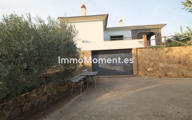 Reventa - Terreno - Interior  - Alora