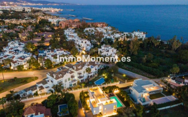Wiederverkauf - Villa - Marbella - Puerto Banús