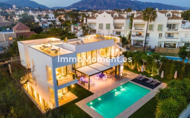 Wiederverkauf - Villa - Marbella - Puerto Banús