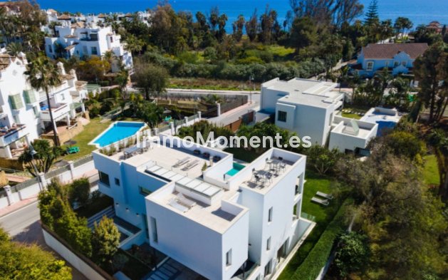 Wiederverkauf - Villa - Marbella - Puerto Banús