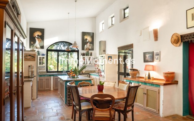 Resale - Country house - Estepona - Estepona Centro