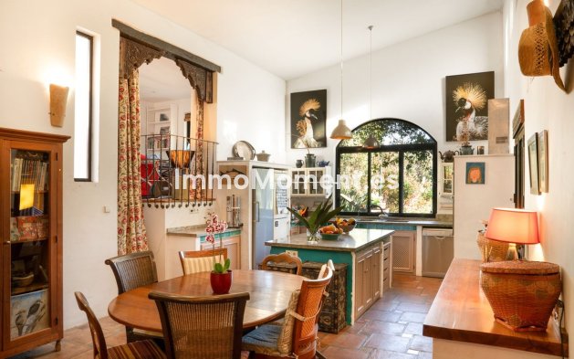 Resale - Country house - Estepona - Estepona Centro