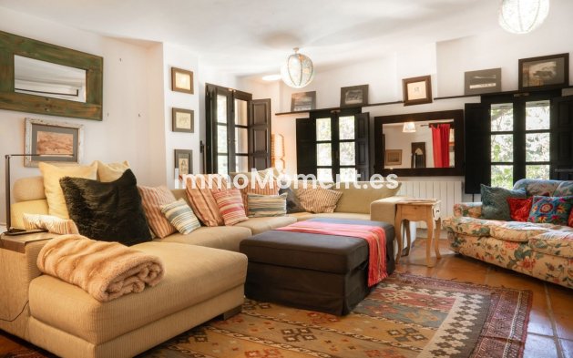 Resale - Country house - Estepona - Estepona Centro