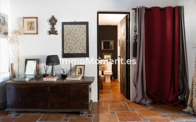 Resale - Country house - Estepona - Estepona Centro