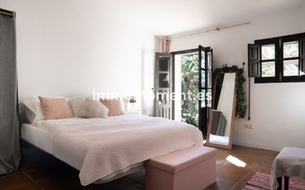 Resale - Country house - Estepona - Estepona Centro