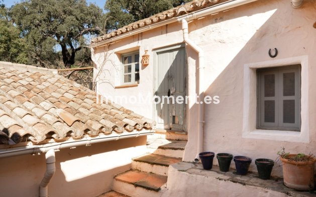 Resale - Country house - Estepona - Estepona Centro