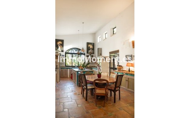 Resale - Country house - Estepona - Estepona Centro