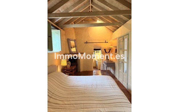 Resale - Country house - Estepona - Estepona Centro