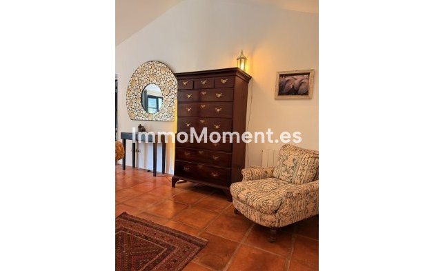 Resale - Country house - Estepona - Estepona Centro