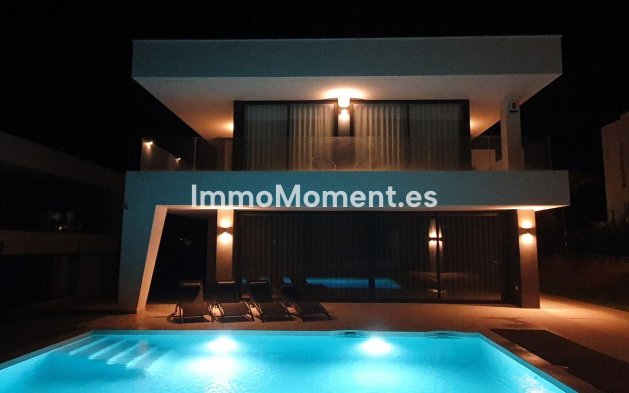 Revente - Villa - Manilva - La Duquesa