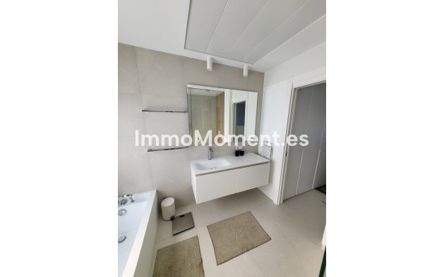 Resale - Villa - Orihuela - Orihuela Centro