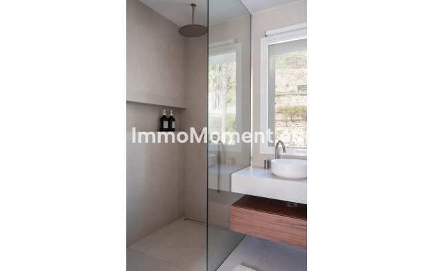 Reventa - Apartamento - Benahavís - Benahavís Centro