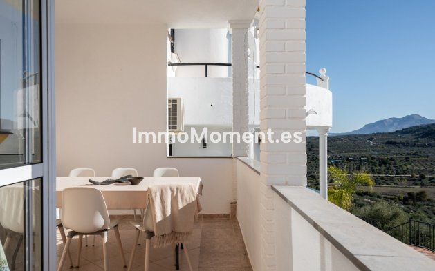 Wiederverkauf - Reihenhaus -   Inländisch - Monda