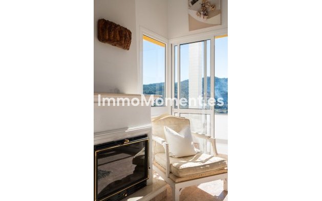 Wiederverkauf - Reihenhaus -   Inländisch - Monda