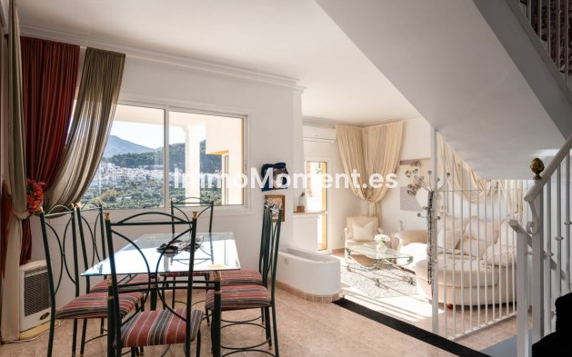 Wiederverkauf - Reihenhaus -   Inländisch - Monda