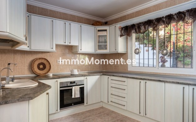 Wiederverkauf - Reihenhaus -   Inländisch - Monda