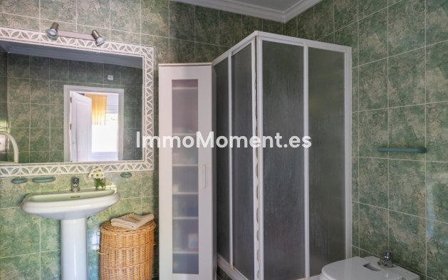 Wiederverkauf - Reihenhaus -   Inländisch - Monda