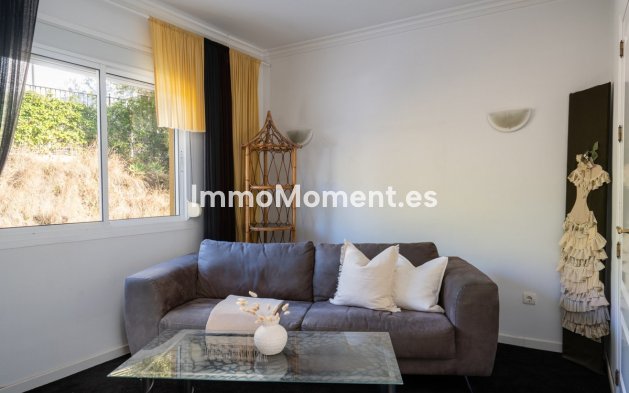 Wiederverkauf - Reihenhaus -   Inländisch - Monda