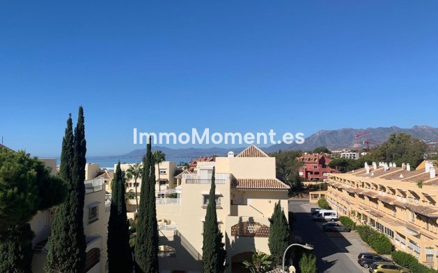 Resale - Apartment - Marbella - Elviria