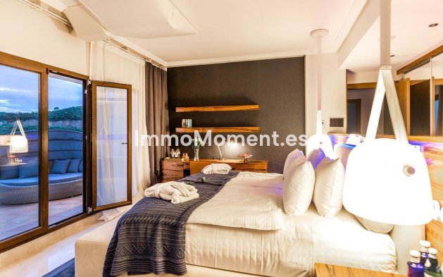 Resale - Villa - Benahavís - Benahavís Centro