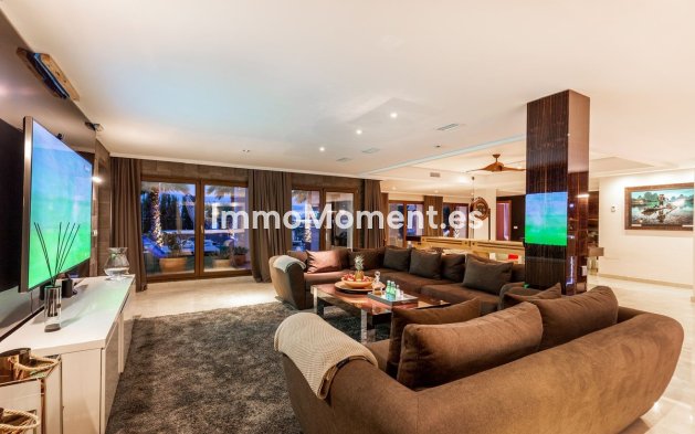 Resale - Villa - Benahavís - Benahavís Centro