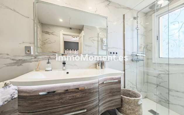 Resale - Villa - Marbella - Marbesa