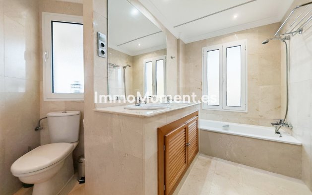 Bestaande woning - Appartement - Marbella - Nueva Andalucía