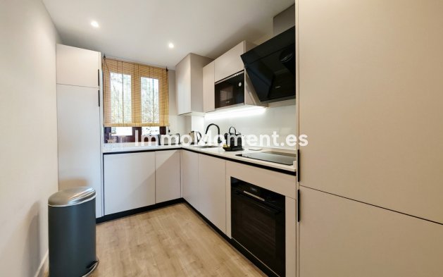 Reventa - Apartamento - Benahavís - Benahavís Centro