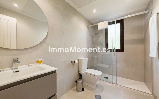 Reventa - Apartamento - Benahavís - Benahavís Centro