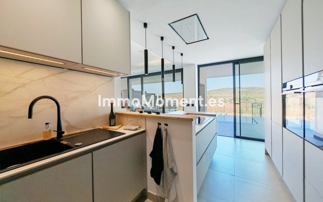 Bestaande woning - Villa - Estepona  - Estepona Centro