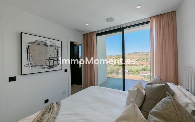 Bestaande woning - Villa - Estepona  - Estepona Centro